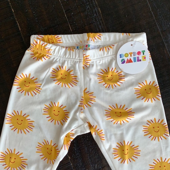 NWT Dot Dot Smile Super Soft Leggings SIZE 3/4 - Picture 4 of 6